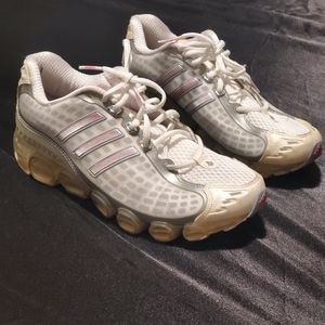 2006 Adidas MegaBounce+ white & pink  Running Trai